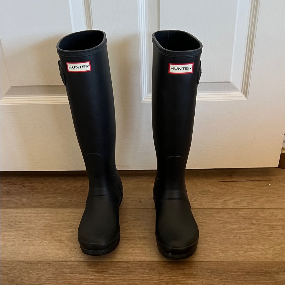 Hunter Black Women's Winter & Rain Boots